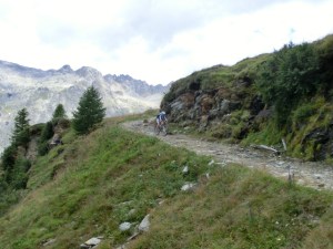 Trail zwischen Isola und Maloja, Schweiz, Alpine Bike Tour