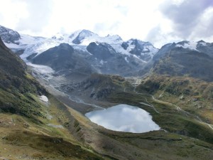 Steingletscher See am Sustenpass, Schweiz, Alpine Bike Tour