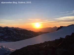 Sonnenaufgang von der Casatihütte aus (3269 m), Südtirol