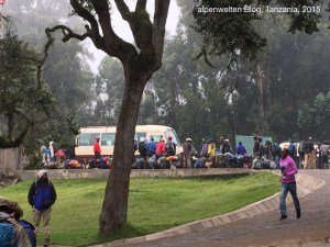 Am Parkplatz des Machame Gate, Kilimanjaro, Tanzania